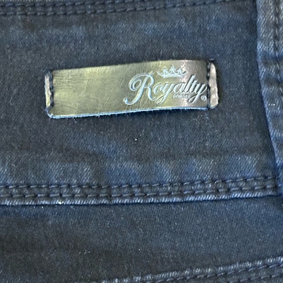 Ladies Royalty For Me Jeans - Picture 9 of 9